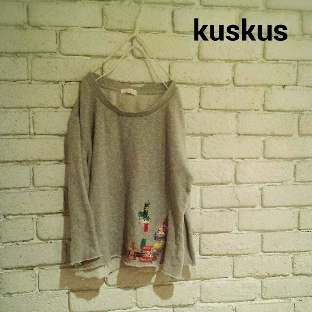 kuskus(クスクス)の春用のトップス レディースのトップス(トレーナー/スウェット)の商品写真