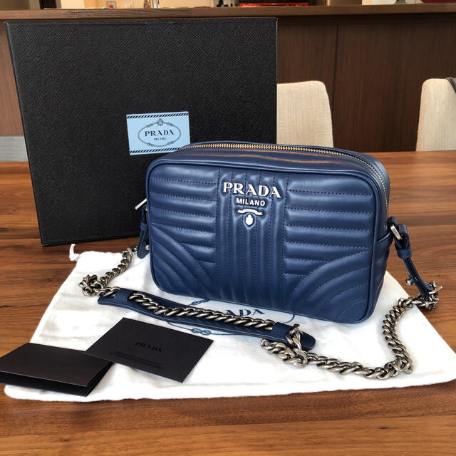 最大80%オフ! PRADA - 8月20日まで期間限定値下げ!新品!2019年2月