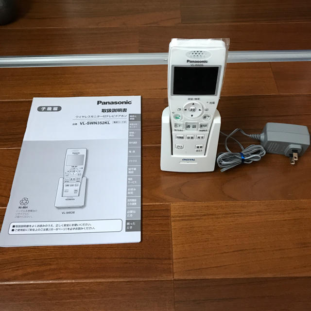 Panasonic(パナソニック)のPanasonic VL-W606 スマホ/家電/カメラのスマホ/家電/カメラ その他(防犯カメラ)の商品写真