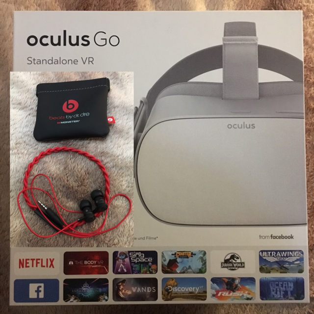 驚きの値段 Oculus go 32GB ➕beatsイヤホン 携帯用ゲーム機本体