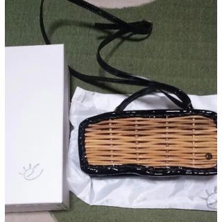 エバゴス エナメル ポシェット(財布)