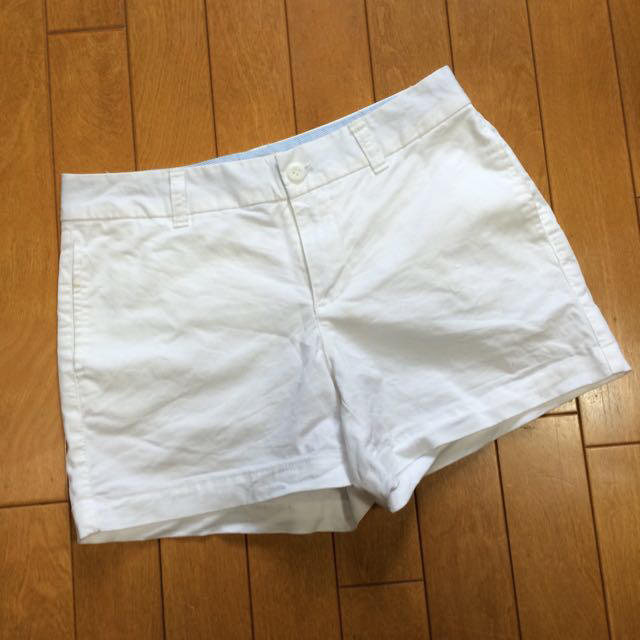 GAP(ギャップ)のGAP ホワイトショーパン レディースのパンツ(ショートパンツ)の商品写真