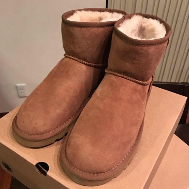 UGG ムートンブーツ クリスタル ボウ(ポート)US8(25㎝) ショート丈