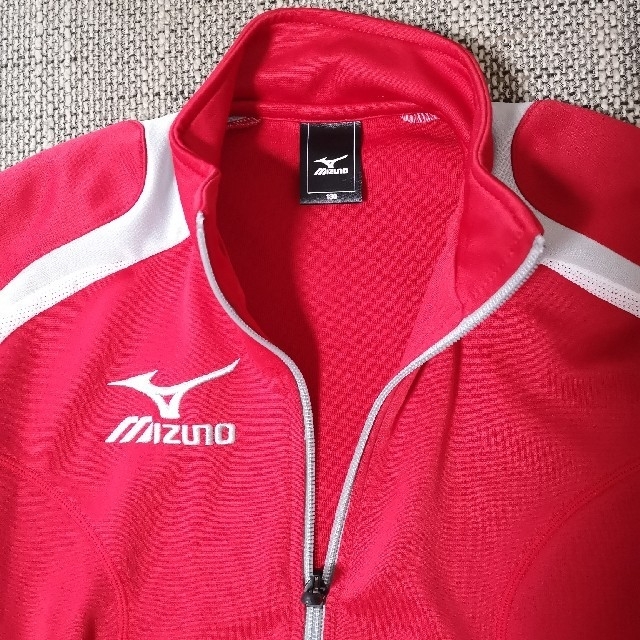 MIZUNO(ミズノ)のお値下げ　MIZUNO　ミズノ　ジャージ　上着　赤　130 キッズ/ベビー/マタニティのキッズ服男の子用(90cm~)(ジャケット/上着)の商品写真