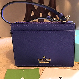 ケイトスペードニューヨーク(kate spade new york)のぷにぷに様 ケイトスペード katespade      パスケース／定期入れ(パスケース/IDカードホルダー)