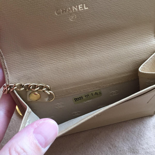 CHANEL(シャネル)のCHANEL キーリング付きカードケース レディースのファッション小物(名刺入れ/定期入れ)の商品写真