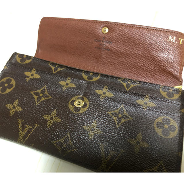 LOUIS VUITTON(ルイヴィトン)のLOUIS VUITTON長財布 レディースのファッション小物(財布)の商品写真