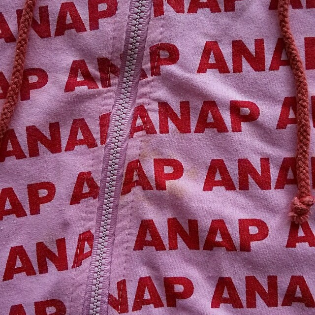 ANAP Kids(アナップキッズ)のANAPkidsパーカー キッズ/ベビー/マタニティのキッズ服女の子用(90cm~)(その他)の商品写真