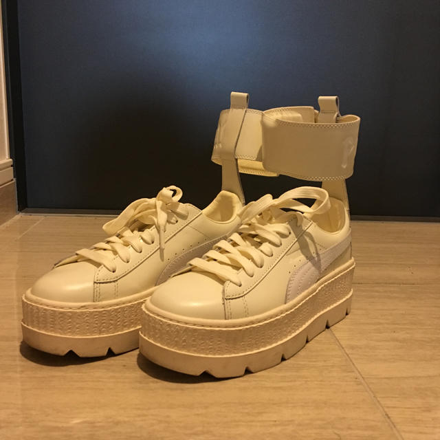 FENTYPUMA スニーカー