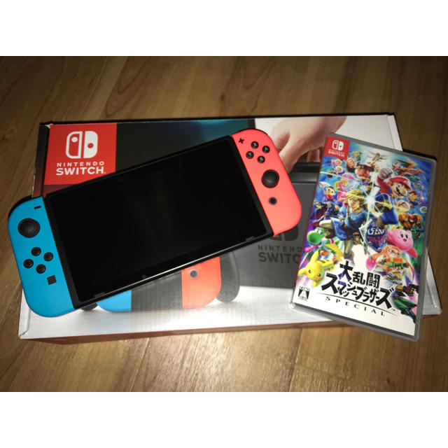 Nintendo Switch(ニンテンドースイッチ)の任天堂Switch 本体 スマブラ  エンタメ/ホビーのゲームソフト/ゲーム機本体(家庭用ゲーム機本体)の商品写真