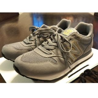 ニューバランス(New Balance)のニューバランス 500 グレー×ゴールド 23.5(スニーカー)