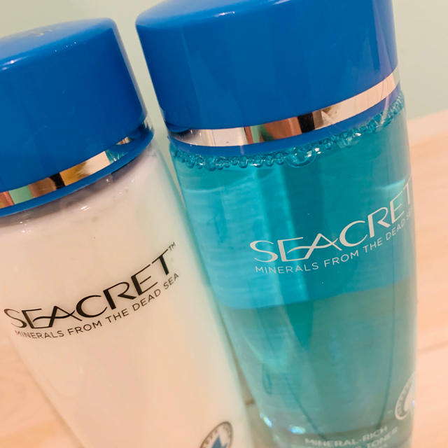 L'Oreal Paris(ロレアルパリ)のミネラルたっぷり！！！死海の有効成分seacret ☻クレンジング、ローション コスメ/美容のスキンケア/基礎化粧品(クレンジング/メイク落とし)の商品写真