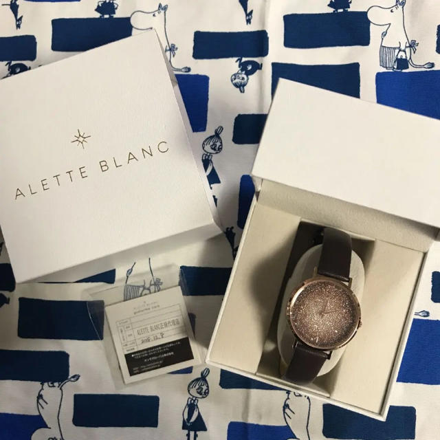 ✨半額激安SALE✨ 美品ALETTE BLANCムーンフラワー腕時計