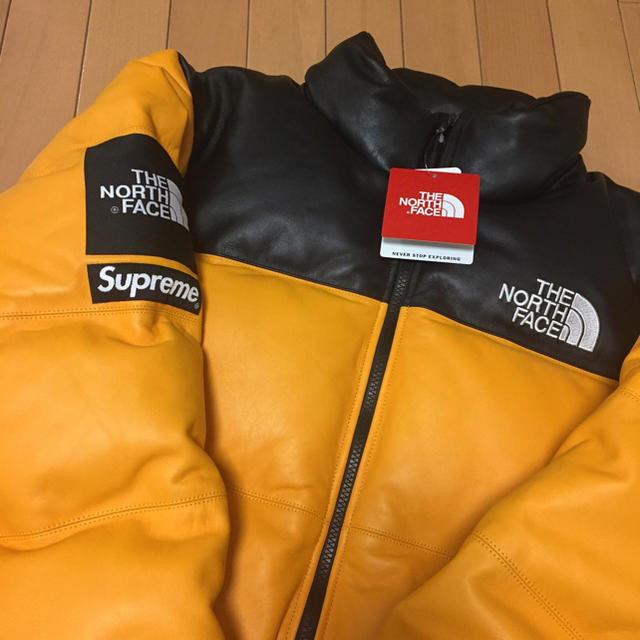 Supreme(シュプリーム)のsupreme the northface leather nuptse メンズのジャケット/アウター(ダウンジャケット)の商品写真