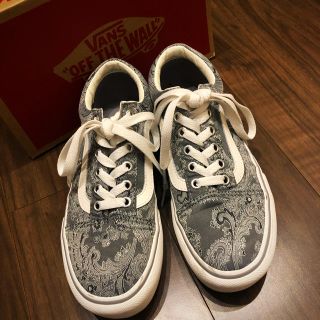 ヴァンズ(VANS)のVANS ペイズリー柄スニーカー(スニーカー)