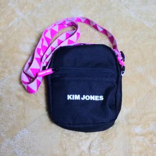 キムジョーンズ(KIM JONES)の最終値下げ【KIM JONES×GU】ショルダーバッグ(ショルダーバッグ)