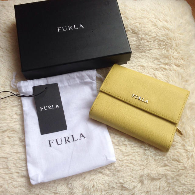 Furla(フルラ)の新品FURLA折りたたみ財布 レディースのファッション小物(財布)の商品写真