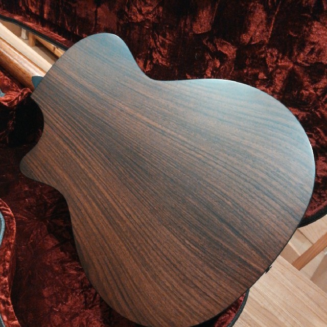 [超特価]Taylor 314ce LTD ES2 2015 ローズサイドバック 楽器のギター(アコースティックギター)の商品写真