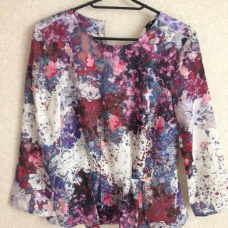 エイチアンドエム(H&M)のペムラムトップス(カットソー(長袖/七分))