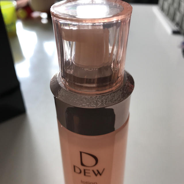 DEW(デュウ)のDEW ローション化粧水★さっぱり コスメ/美容のスキンケア/基礎化粧品(化粧水/ローション)の商品写真