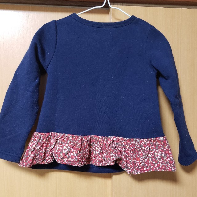 アンパンマン(アンパンマン)のアンパンマン110cmトレーナー裾フリル♥️ キッズ/ベビー/マタニティのキッズ服女の子用(90cm~)(その他)の商品写真