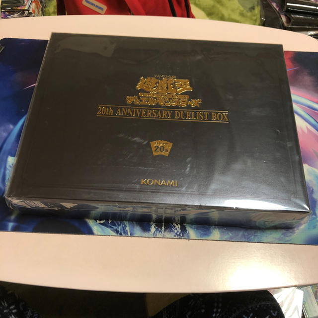 遊戯王 20th anniversary duelist box 一個