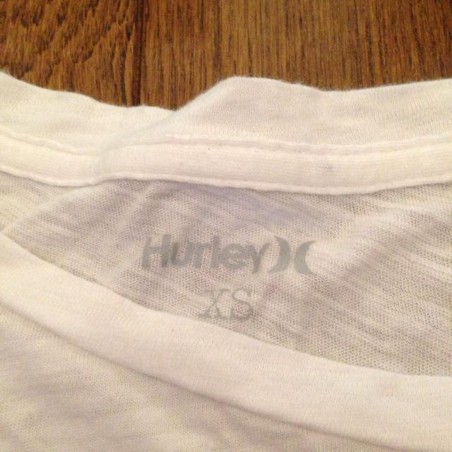 Hurley(ハーレー)のハーレーTシャツ レディースのトップス(Tシャツ(半袖/袖なし))の商品写真