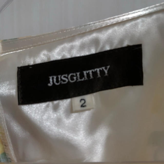 JUSGLITTY(ジャスグリッティー)の【値下げ】美品☆JUSGLITTY 花柄ワンピース M レディースのワンピース(ひざ丈ワンピース)の商品写真