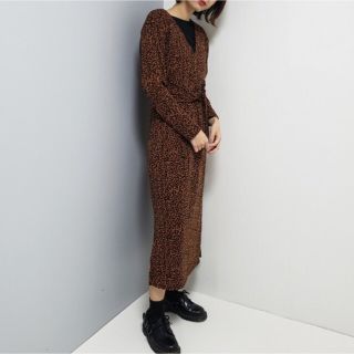 ベルシュカ(Bershka)のレオパード柄ワンピース(ロングワンピース/マキシワンピース)