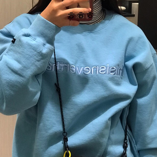 せているた thisisneverthat トレーナーの通販 by ♡|ラクマ ください
