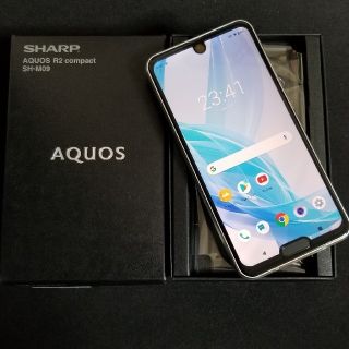 シャープ(SHARP)のSHARP AQUOS R2 compact SH-M09 ディープホワイト(スマートフォン本体)