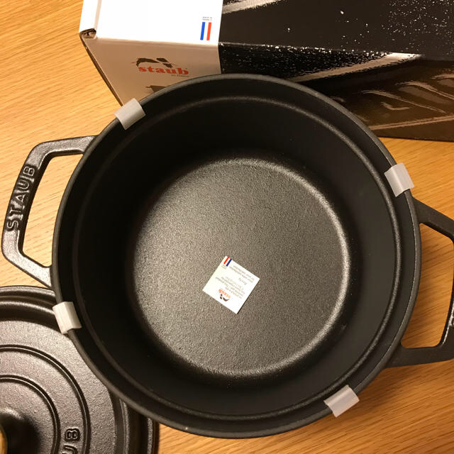 STAUB(ストウブ)のRion.さん専用    インテリア/住まい/日用品のキッチン/食器(鍋/フライパン)の商品写真