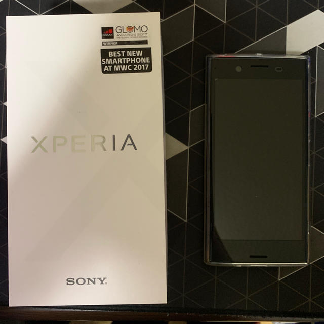 スマートフォン本体【限定値下げ！超美品】Sony Xperia XZ Premium Simフリー