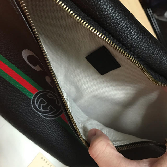 GUCCI バック メンズのバッグ(ショルダーバッグ)の商品写真