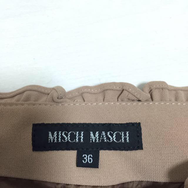 MISCH MASCH(ミッシュマッシュ)のミッシュマッシュ ベージュ スカート レディースのスカート(ひざ丈スカート)の商品写真