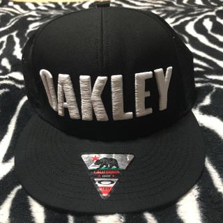 オークリー(Oakley)のOAKLEY(キャップ)