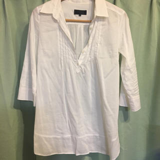 アンタイトル(UNTITLED)のシャツ アンタイトル  白 トップス(シャツ/ブラウス(長袖/七分))