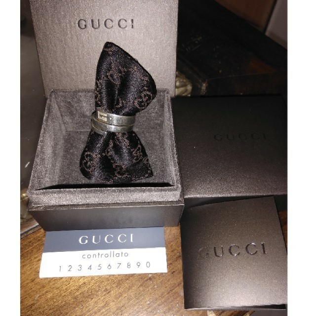 Gucci(グッチ)のげん様専用GUCCIシルバーリング　#16 メンズのアクセサリー(リング(指輪))の商品写真