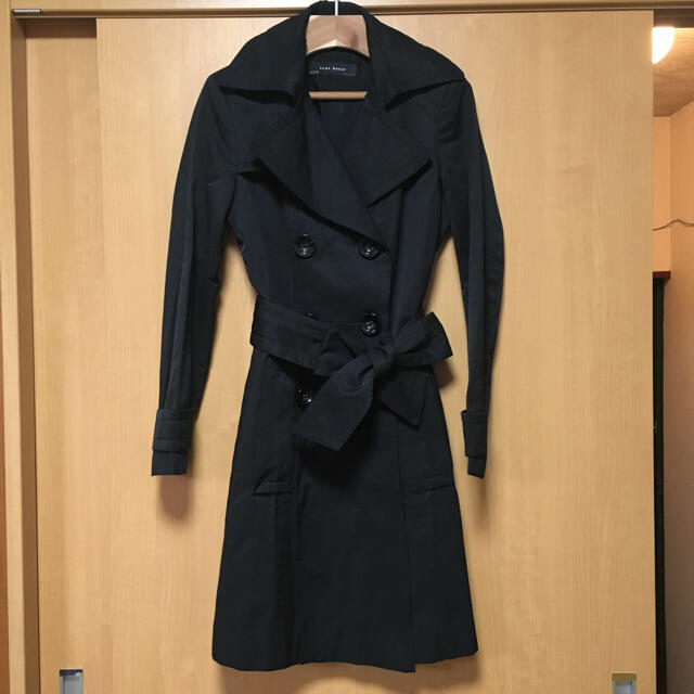 ZARA(ザラ)のZARA  トレンチコート黒 レディースのジャケット/アウター(トレンチコート)の商品写真