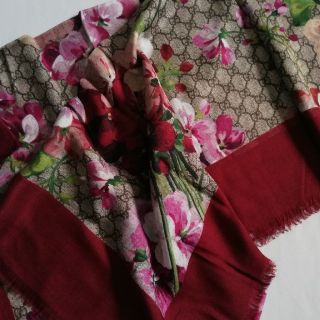 グッチ(Gucci)のGucci Blooms グッチ ブルームス(バンダナ/スカーフ)