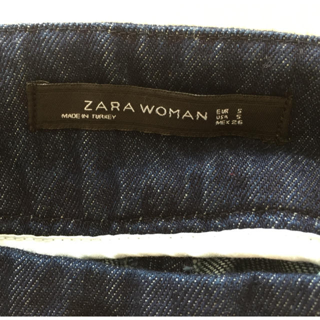 ZARA(ザラ)のZARA レディースのパンツ(デニム/ジーンズ)の商品写真