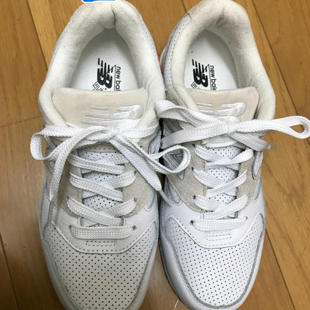 New Balance 【新品】ニューバランス 530 スニーカー 白 22.5センチの通販 by よっぴっぴ's shop｜ニューバランス ならラクマ