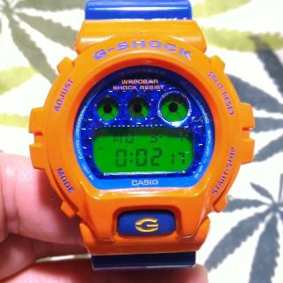 ジーショック(G-SHOCK)のCASIO G-shock dw-6900sc　ジーショック　クレイジーカラーズ(腕時計(デジタル))