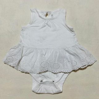 ベビーギャップ(babyGAP)の【E様 専用】ベビー70★ロンパース 白 フリル(ロンパース)