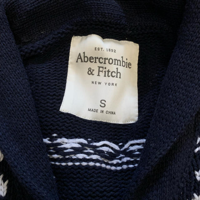 Abercrombie&Fitch(アバクロンビーアンドフィッチ)のアバクロ ニットカーディガン メンズのトップス(カーディガン)の商品写真