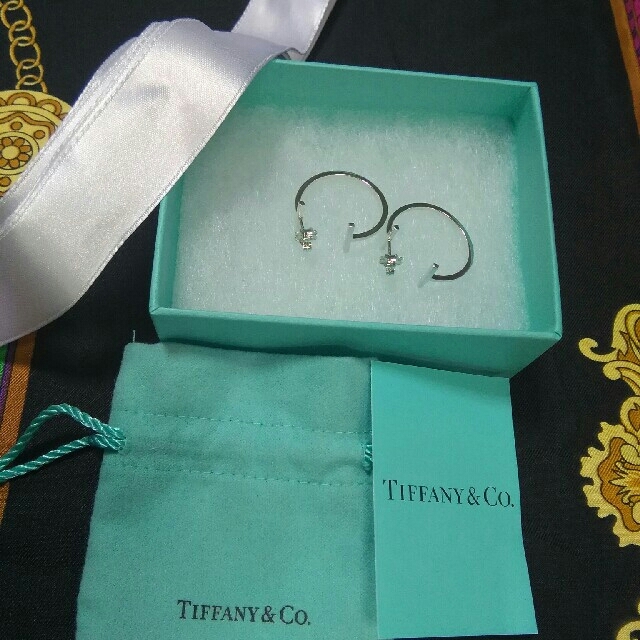 TIFFANYピアス☆ワイヤーフープ☆T ワイヤーピアスピアス