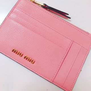 ミュウミュウ(miumiu)のマドラスレザー カードケース(名刺入れ/定期入れ)