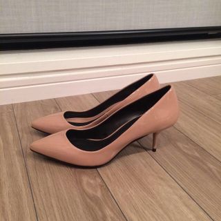 ザラ(ZARA)のZARAエナメルパンプス新品(ハイヒール/パンプス)