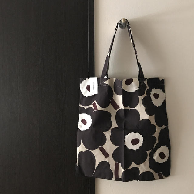 marimekko - オンライン完売♡大人ベージュ 新品 マリメッコ トートバック【国内セレクト購入】の通販 by HENRIKA shop｜マリメッコならラクマ