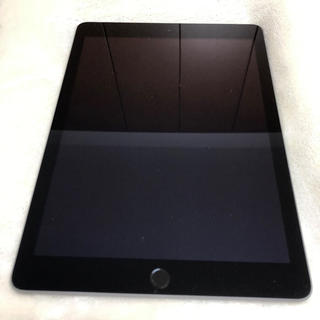 アイパッド(iPad)のiPad 第５世代 128GB(タブレット)